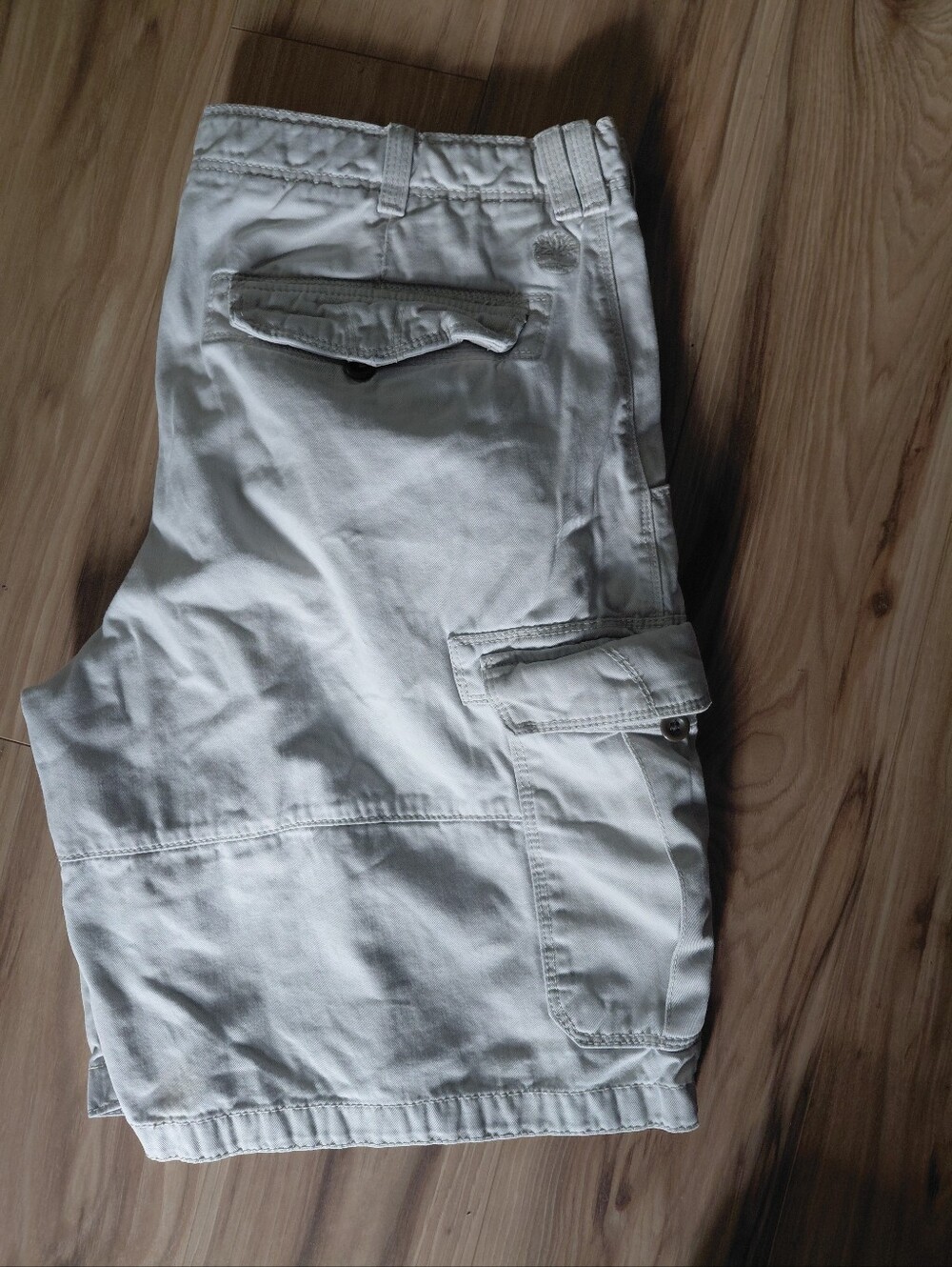 Men's White Cargo Shorts with Utility Pockets